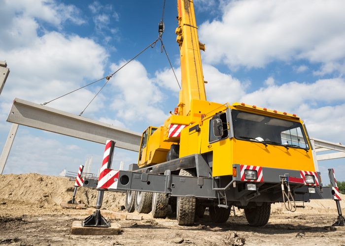 The Integral Role of Mobile Cranes in Industry