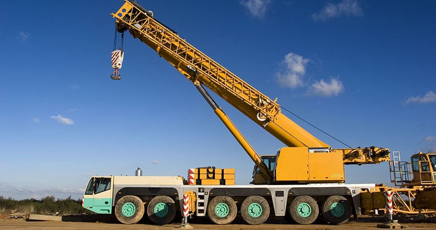 Common Mistakes That Will Increase the Cost of Your Crane Rental